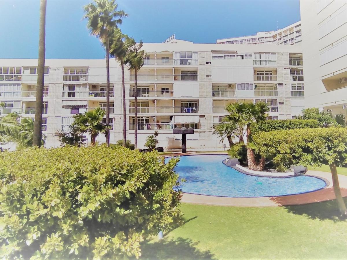 Apartment Vacanza Torre San Marino Benidorm Esterno foto